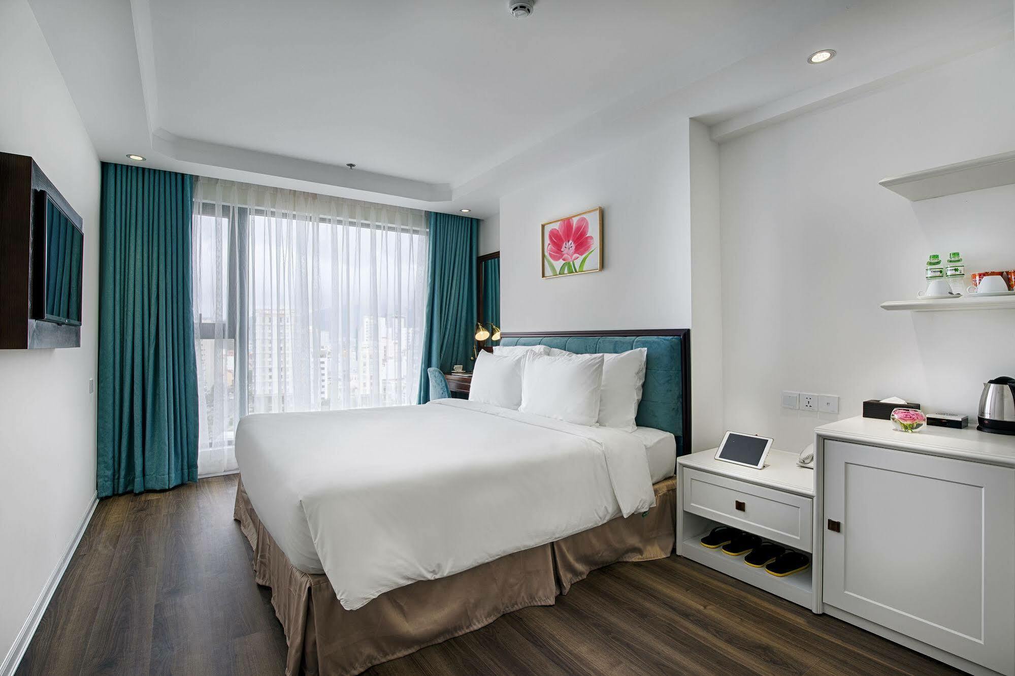 Adaline Hotel And Suite Da Nang Exterior foto